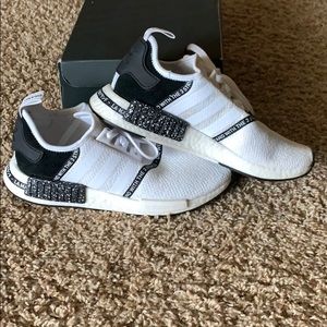 Adidas NMD_R1